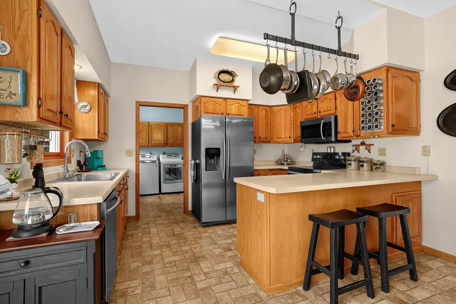 1907 Evenson Dr, Onalaska, WI 54650 - #2