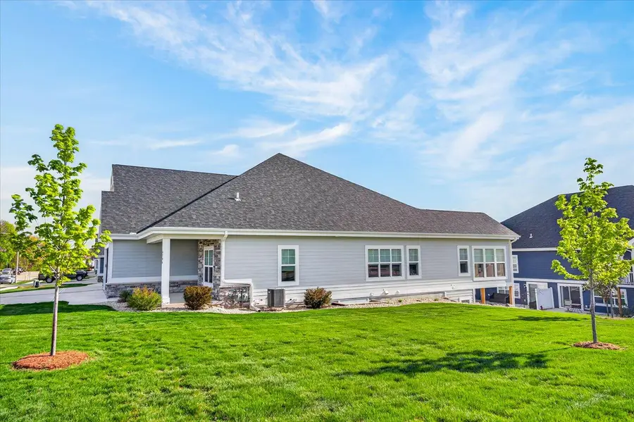 6706 Conservancy Plz, Deforest, WI 53532 - #2