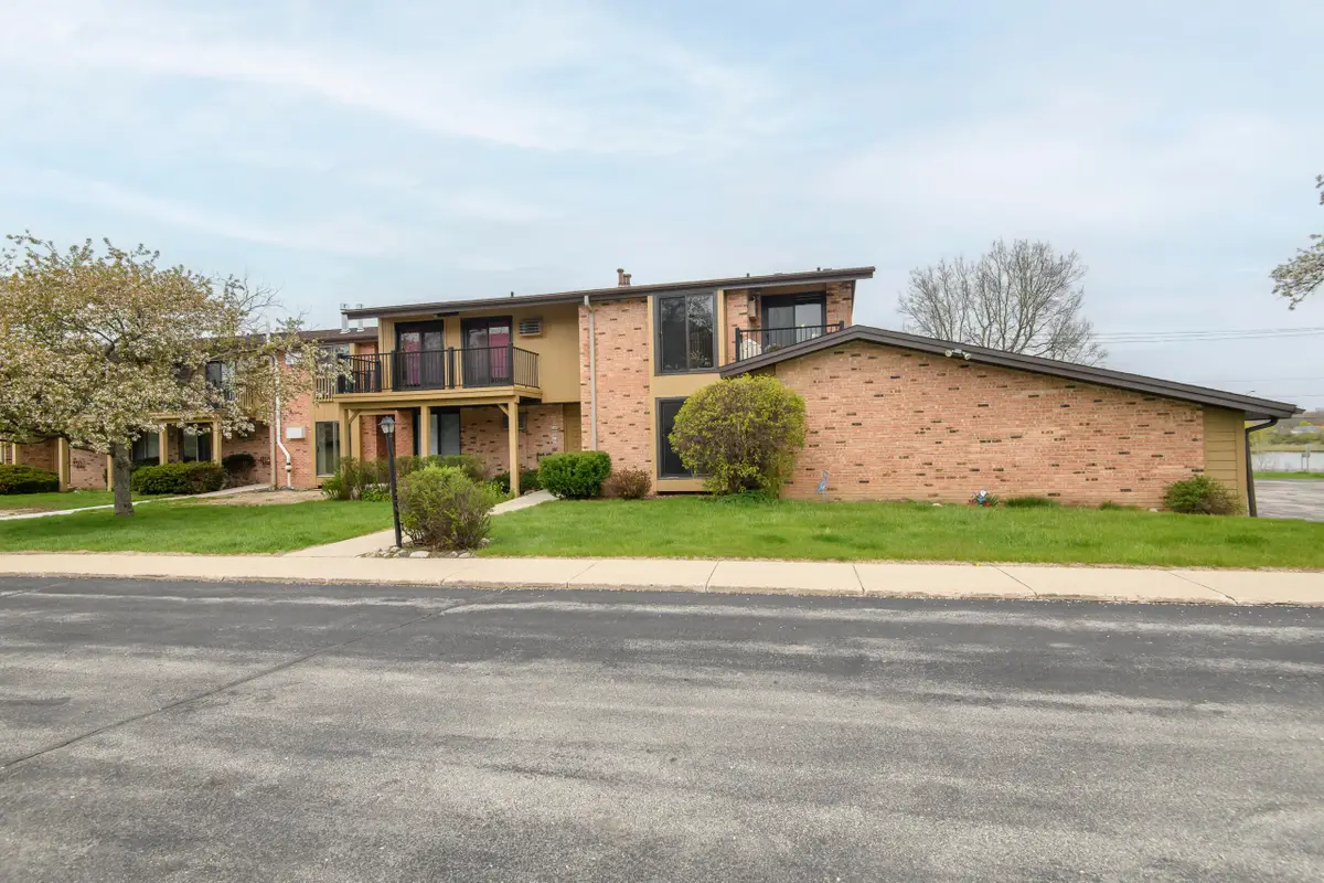 8749 N 72nd St, Milwaukee, WI 53223 - #1