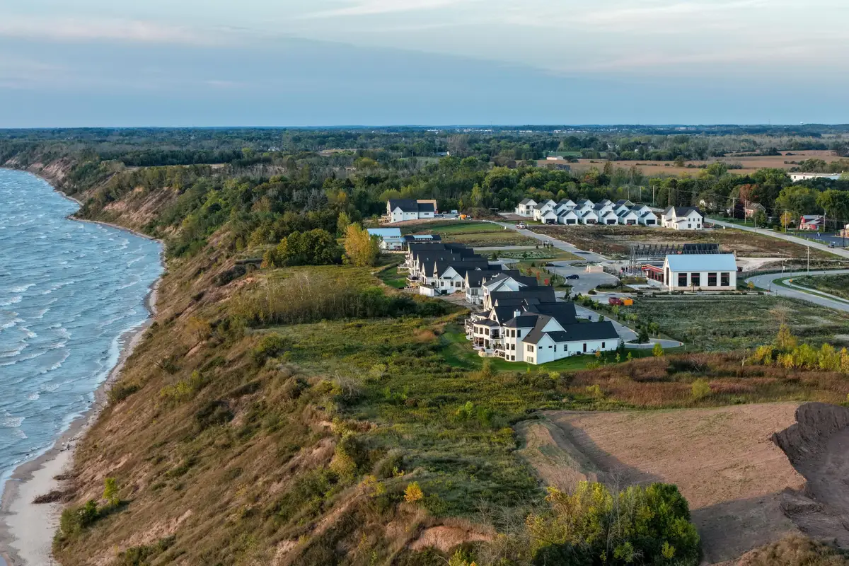 1192 Shieling Ln, Port Washington, WI 53074 - #1
