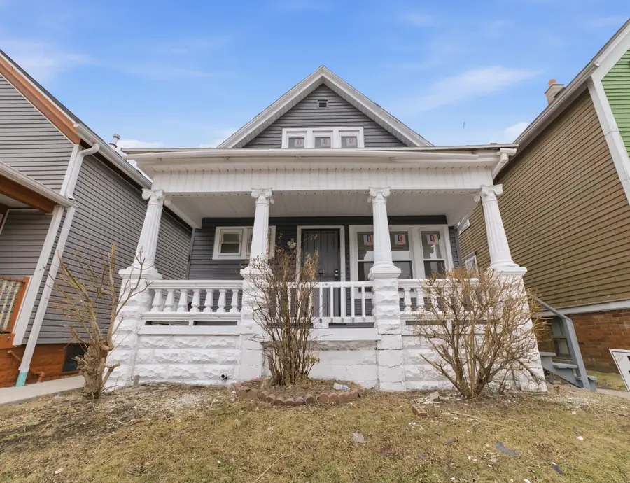 926 S 35th St, Milwaukee, WI 53215 - #2