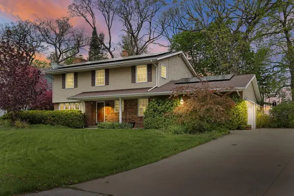 8715 108th Ave, Pleasant Prairie, WI 53158