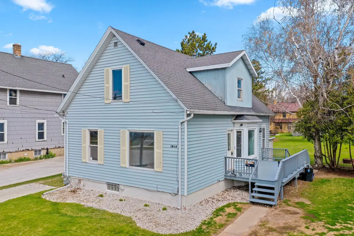 1808 27th St, Two Rivers, WI 54241 - #1