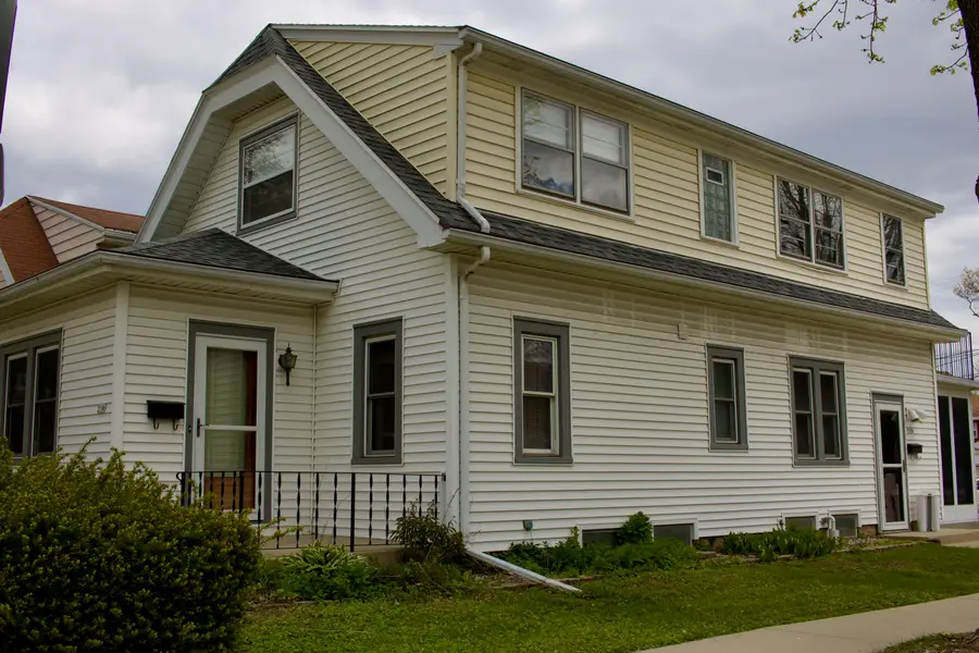 2196 S 79th St, West Allis, WI 53219 - #2
