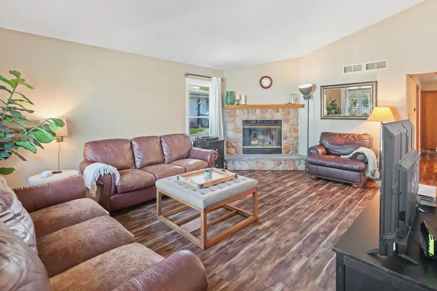 3740 S 94th St, Milwaukee, WI 53228 - #2