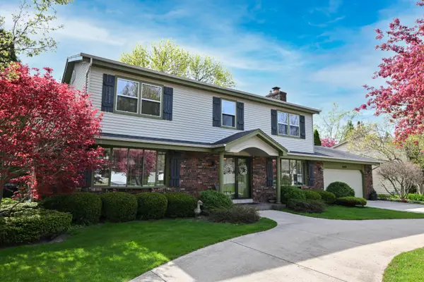 3459 Oak Tree Ln, Elmwood Park, WI 53405