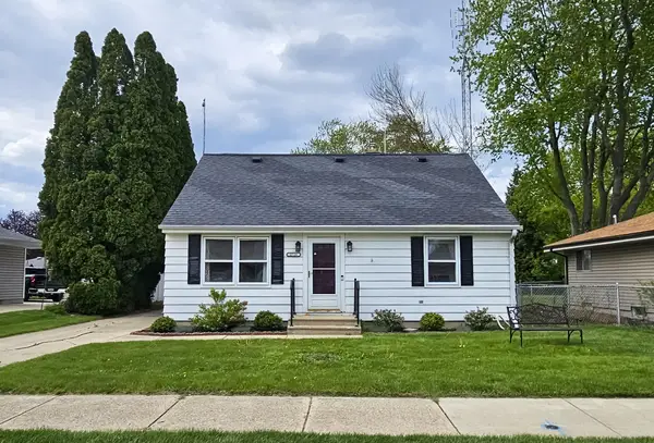 2726 84th St, Kenosha, WI 53143