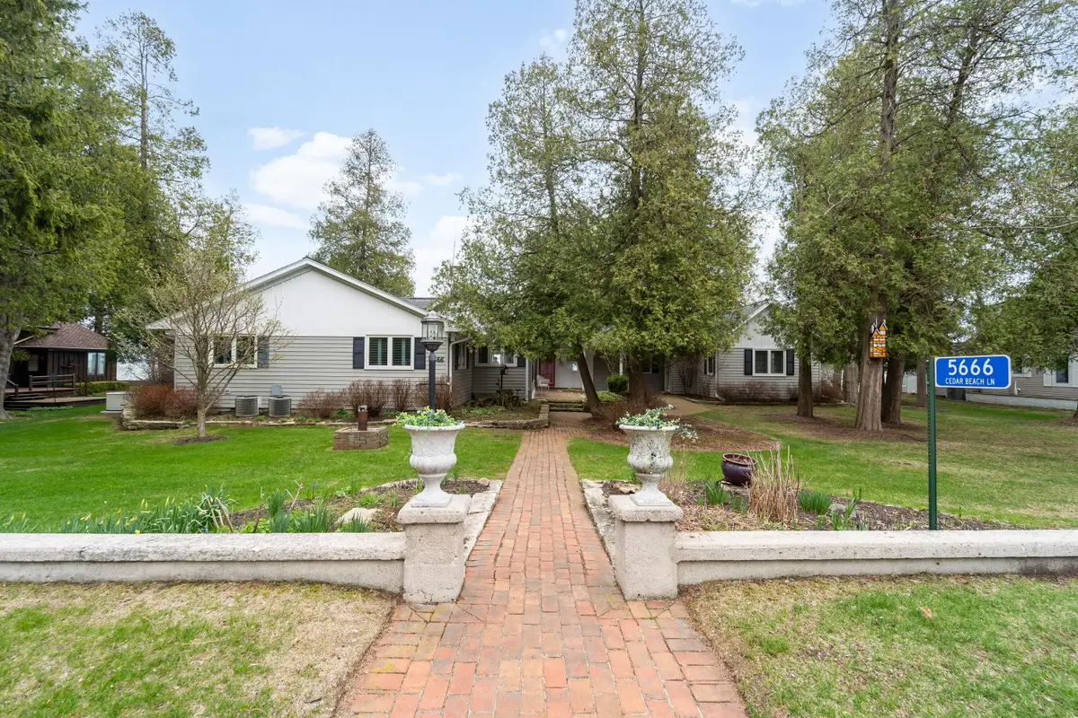 5666 Cedar Beach Ln, Belgium, WI 53004 - #1