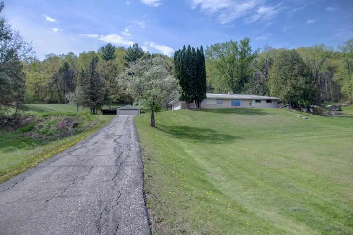 W601 Hillview Dr, Bergen, WI 54658 - #1