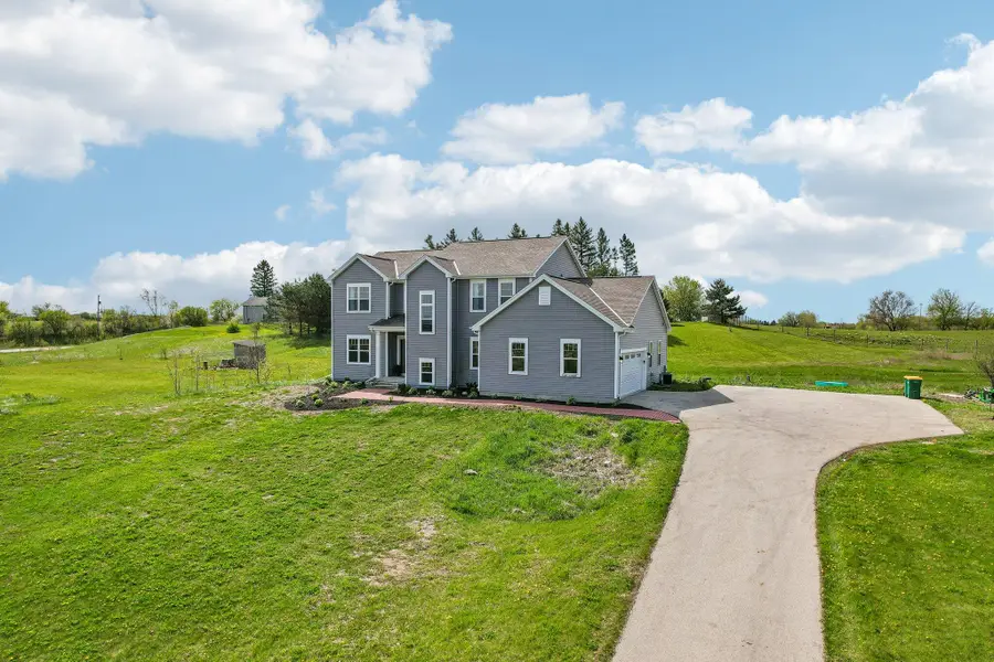 N140W17335 Cedar Ln, Germantown, WI 53022 - #3