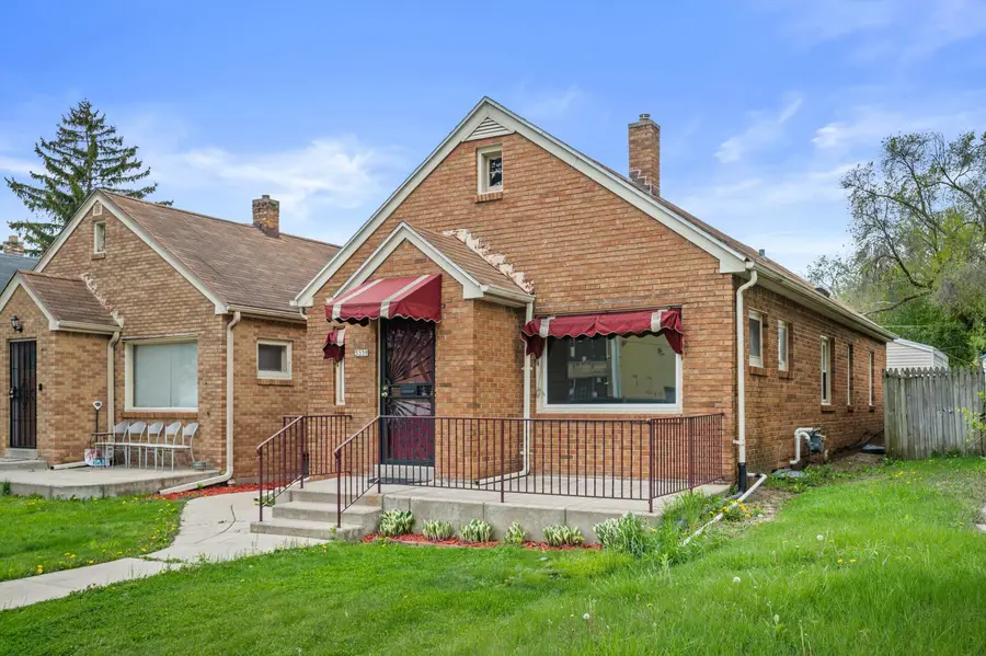 5359 N 33rd St, Milwaukee, WI 53209 - #2