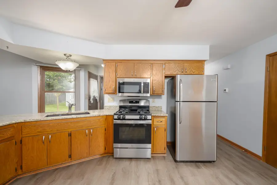 3812 W Jodi Pl, Franklin, WI 53132 - #3