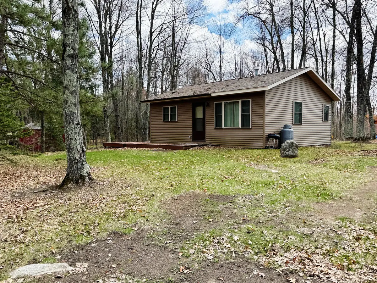 W11565 Archer Ln, Stephenson, WI 54114 - #1