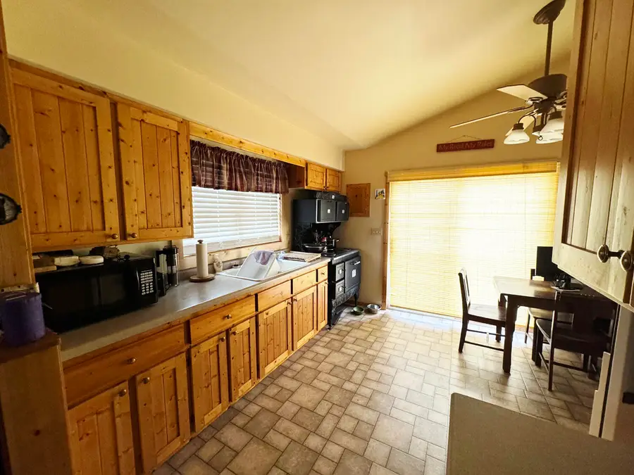 W11565 Archer Ln, Stephenson, WI 54114 - #3