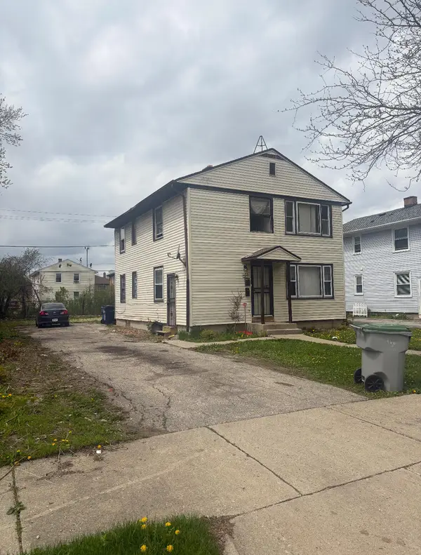 5281 N 28th St, Milwaukee, WI 53209