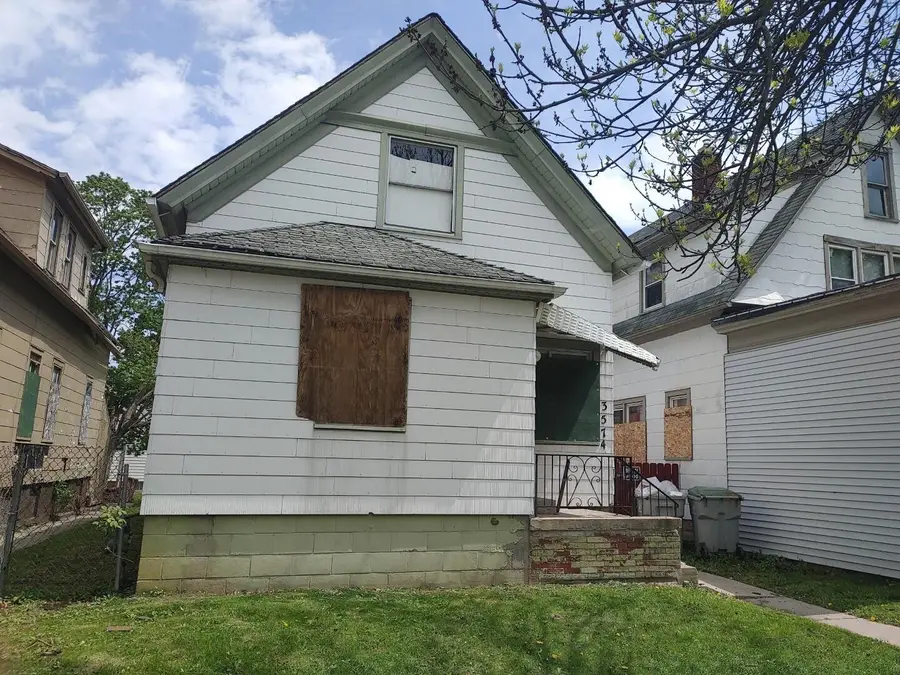 3574 N 10th St, Milwaukee, WI 53206 - #3