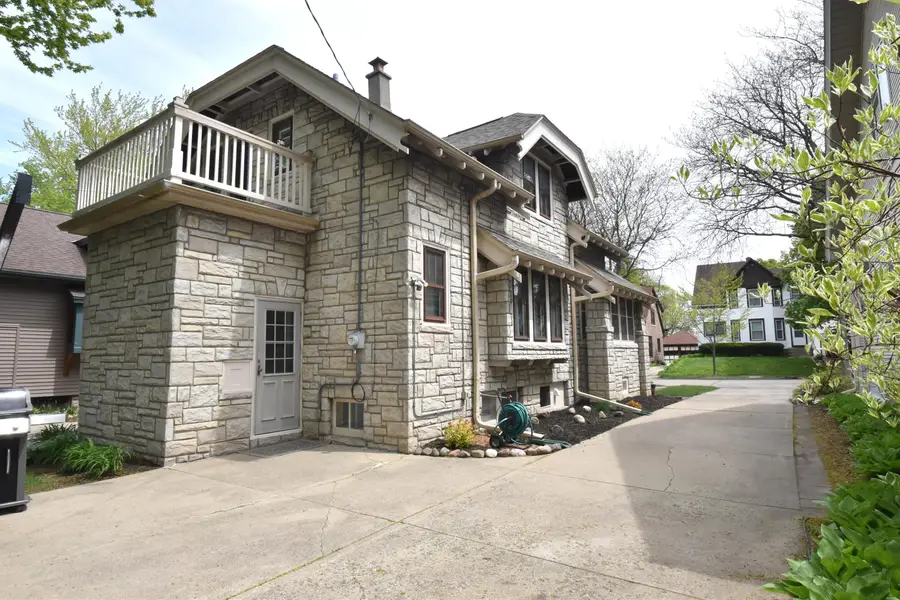 2217 N 71st St, Wauwatosa, WI 53213 - #3