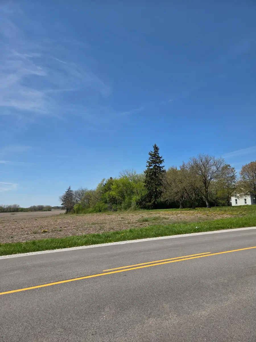 4200 Nicholson Rd, Franksville, WI 53126 - #2
