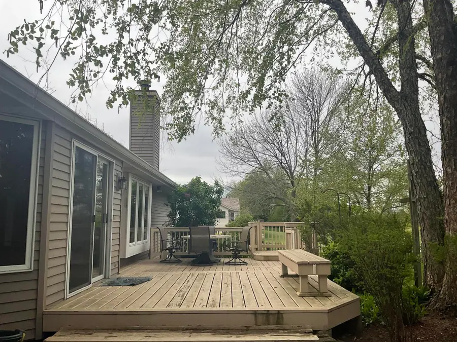 2400 Judith Ln, Waukesha, WI 53188 - #3