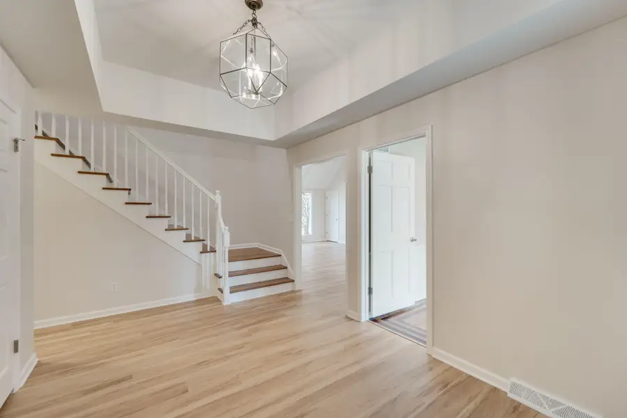 12409 N Golf Dr, Mequon, WI 53092 - #2
