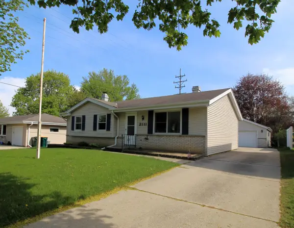 2111 Canary St, West Bend, WI 53090