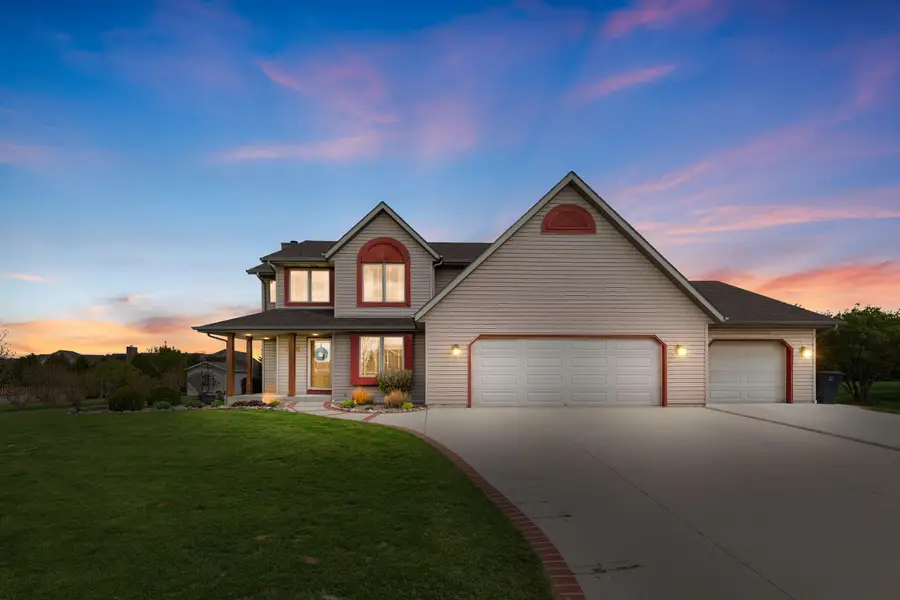 248 Bastogne Ct, Belgium, WI 53004 - #2