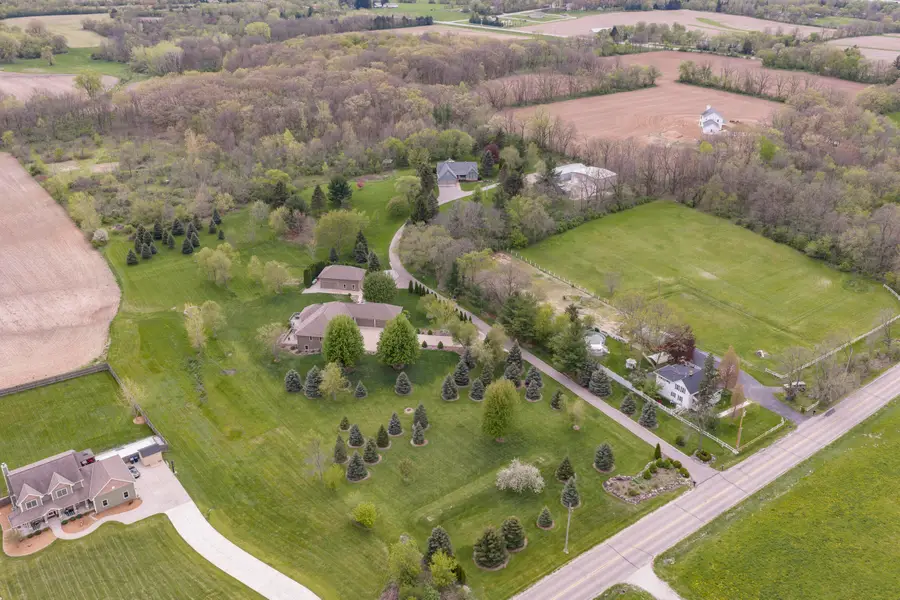 S103W22145 Kelsey Ave, Vernon, WI 53103 - #3