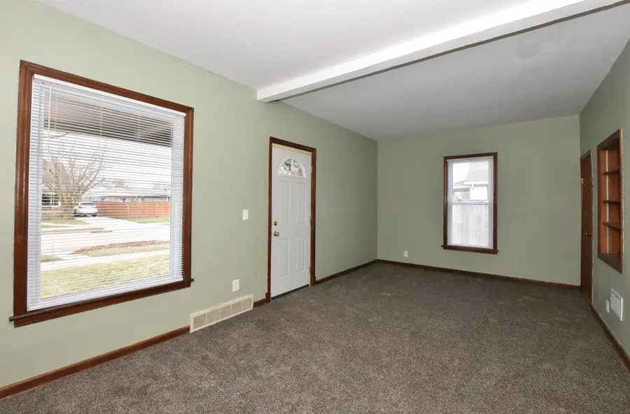 3209 Charles St, Racine, WI 53402 - #2
