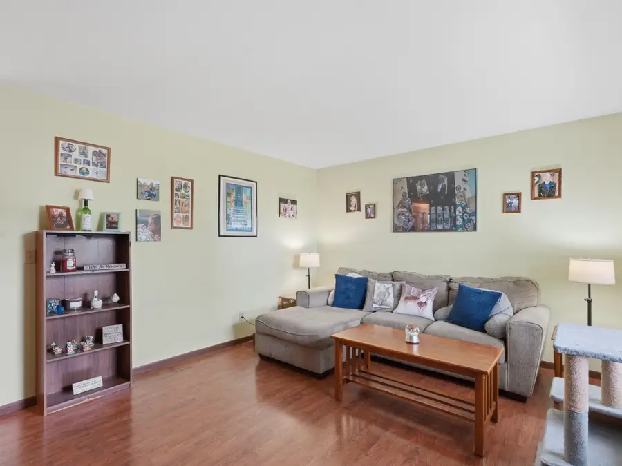 5316 66th Pl, Kenosha, WI 53142 - #3