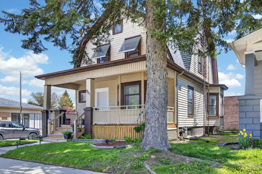 901 Grove Ave, Racine, WI 53405 - #3