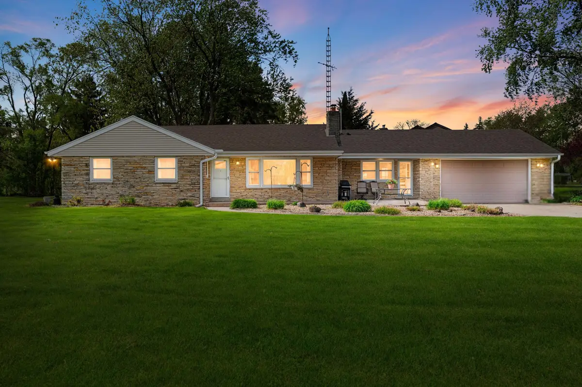 12610 W St. Mary's Dr, New Berlin, WI 53151 - #1