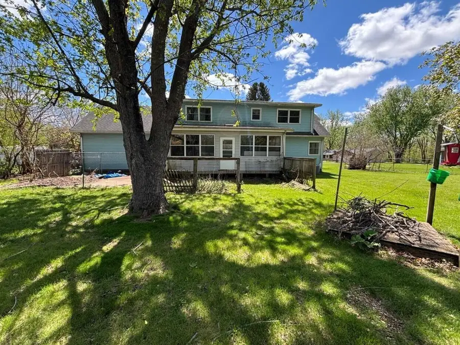 711 E Jonquil Ct, Beloit, WI 53511 - #3