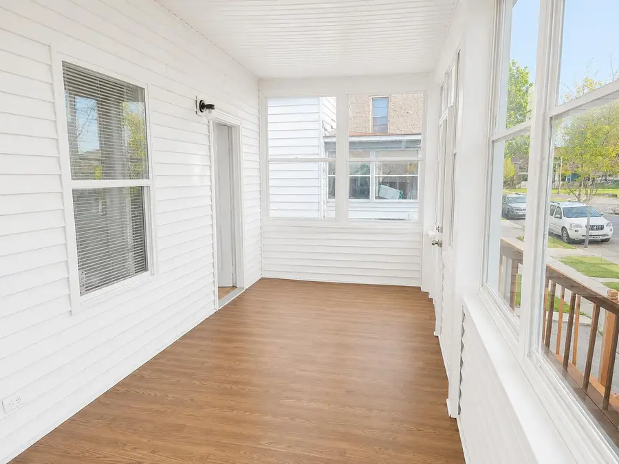 1325 Villa St, Racine, WI 53403 - #3