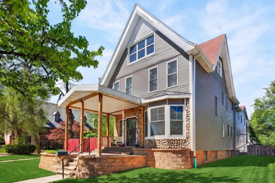 1465 S 76th St, West Allis, WI 53214 - #3