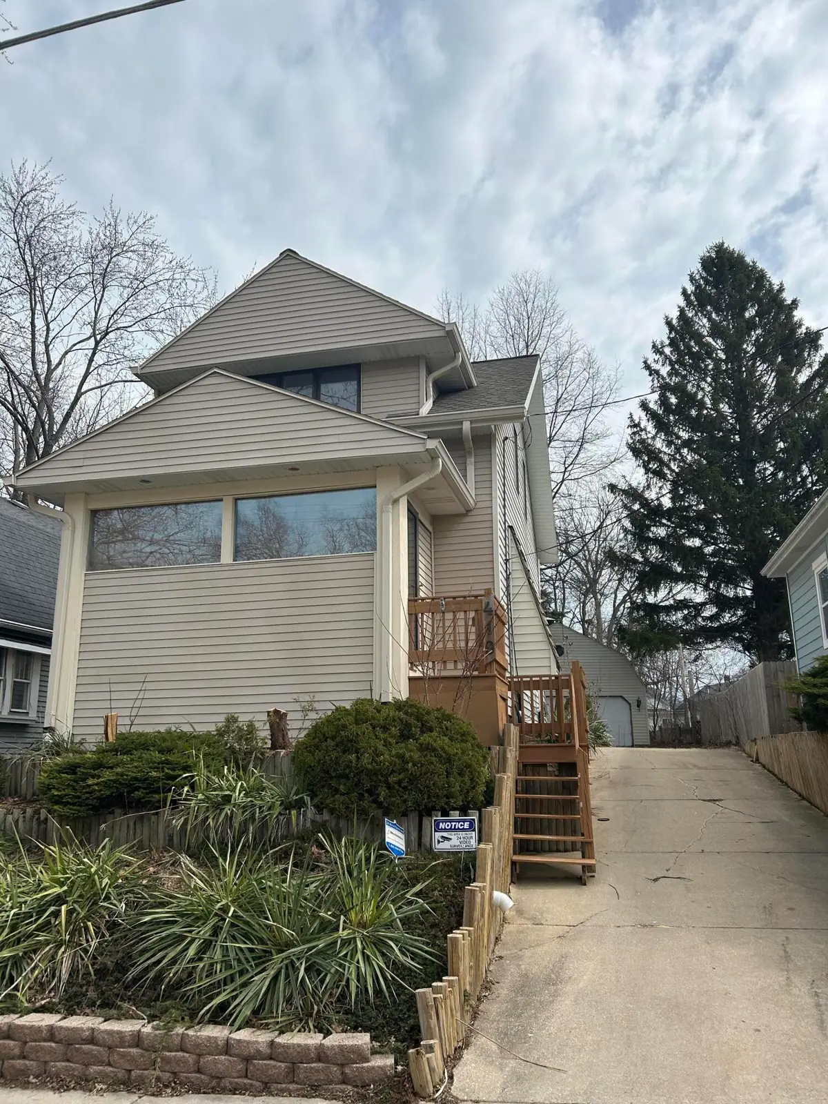 419 Hayes Ave, Racine, WI 53405 - #1