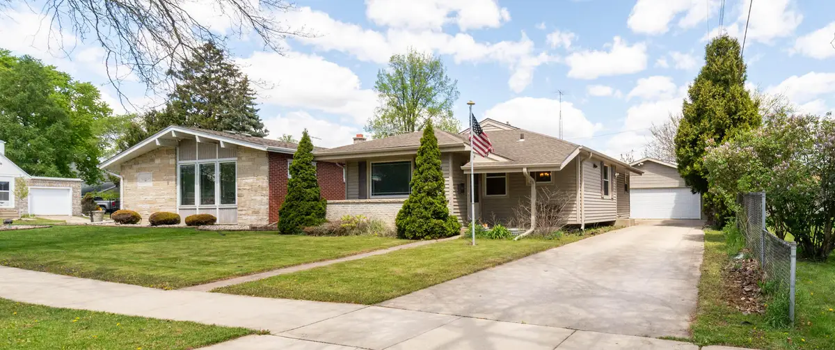 4314 60th St, Kenosha, WI 53144 - #1
