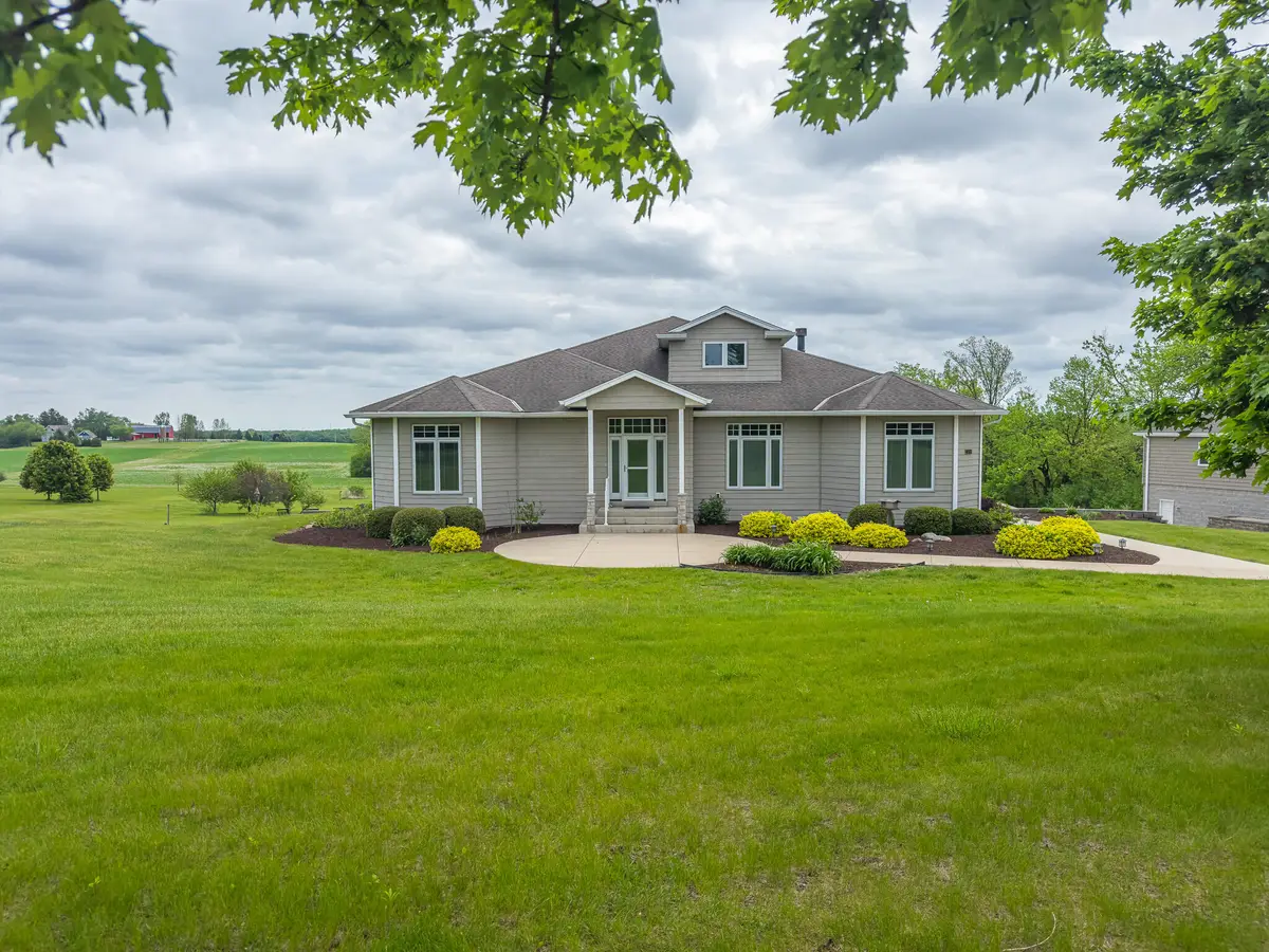 11604 N Granville Rd, Mequon, WI 53097 - #1