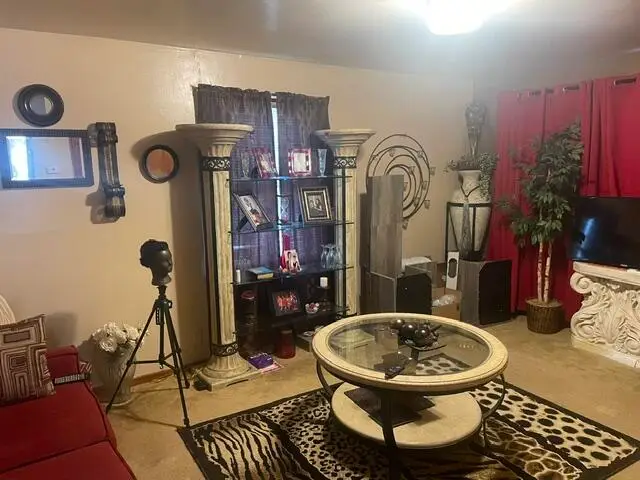 5301 N 27th St, Milwaukee, WI 53209 - #2