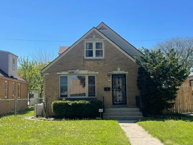 4915 N 66th St, Milwaukee, WI 53218 - #1