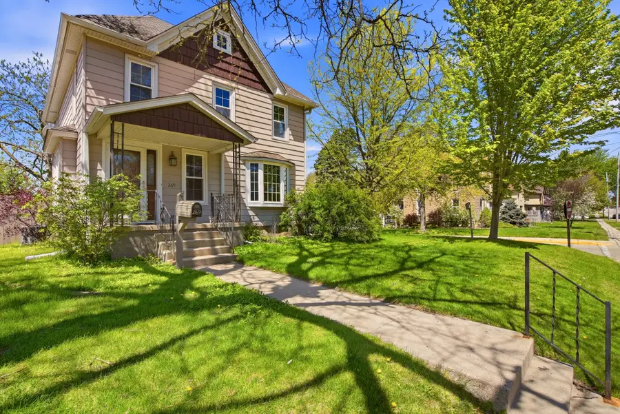 269 S Walnut St, Mayville, WI 53050 - #3