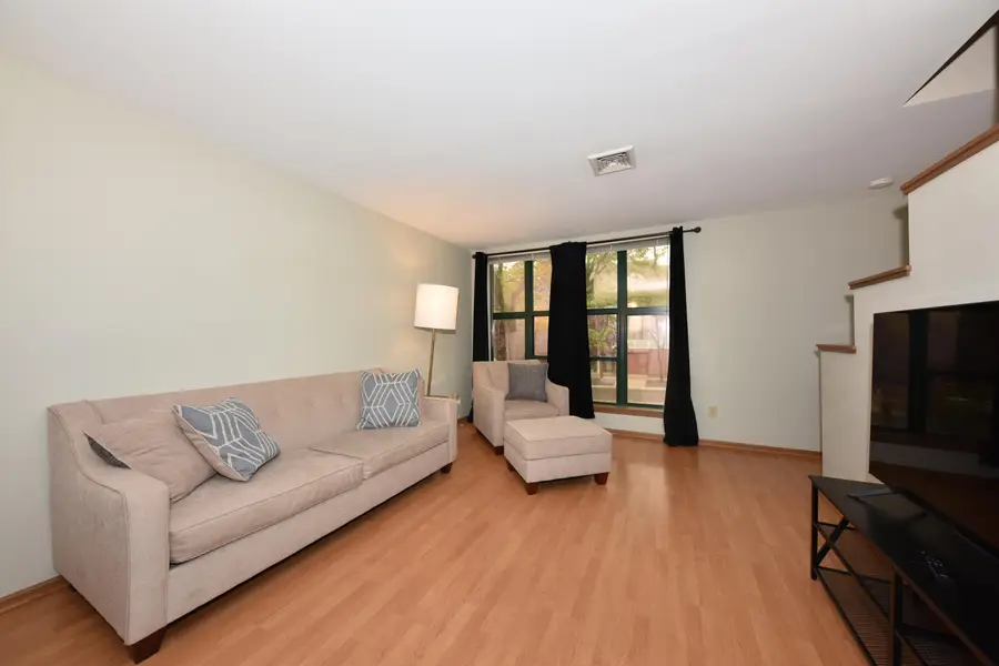 4508 W Westchester Sq, West Milwaukee, WI 53214 - #3