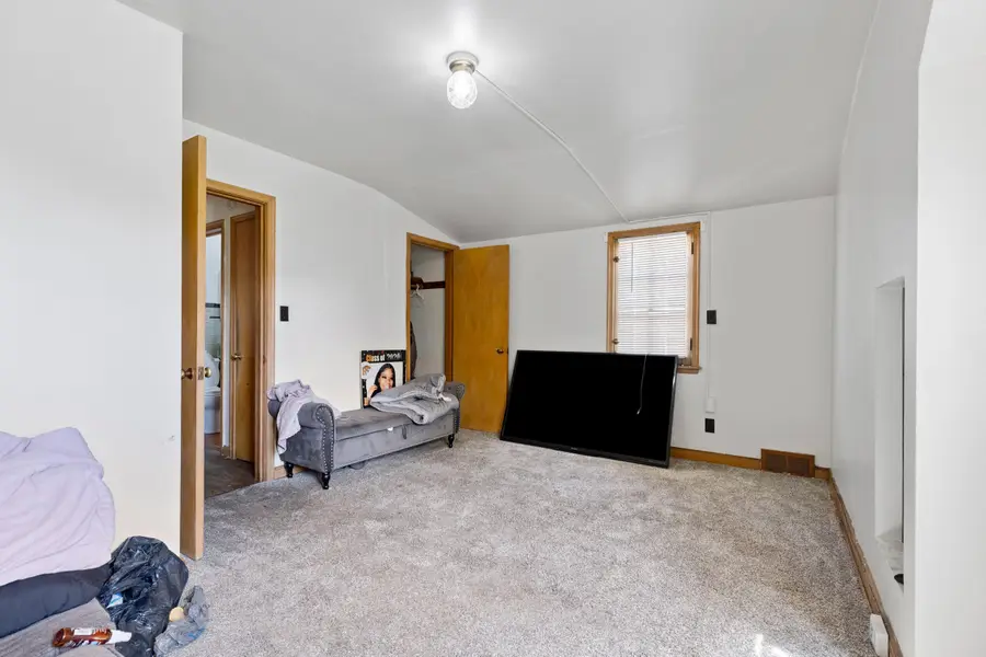 4617 N 24th St, Milwaukee, WI 53209 - #3