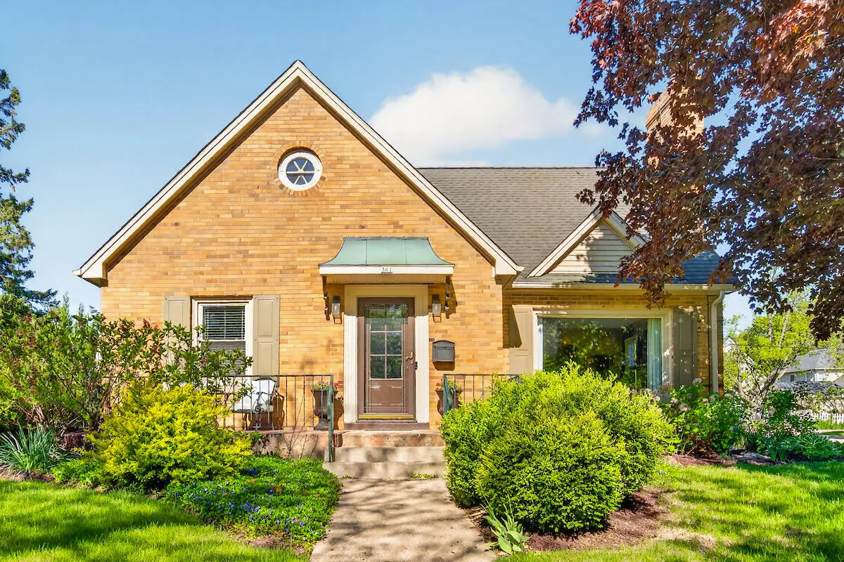 301 S Perkins Blvd, Burlington, WI 53105 - #1