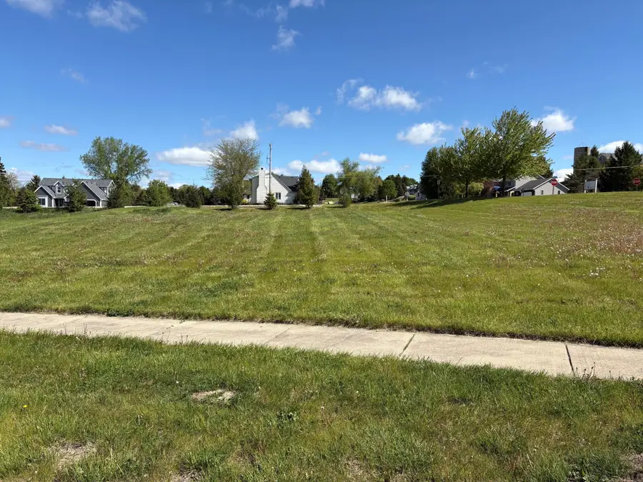 W2294 W Schure Dr, Ashippun, WI 53066 - #3