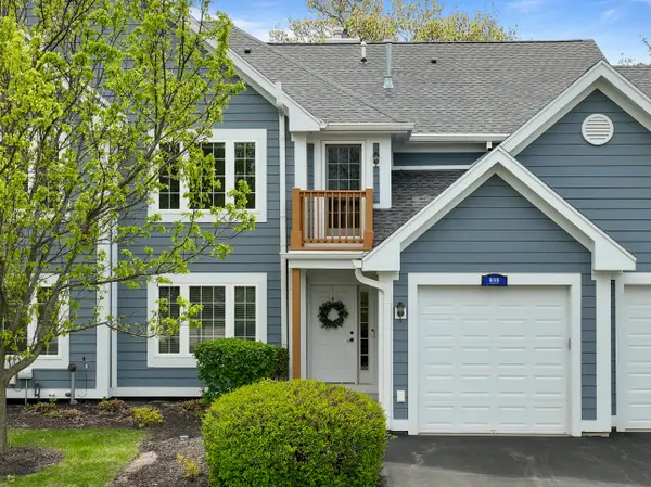 935 Scotland Dr, Geneva, WI 53147