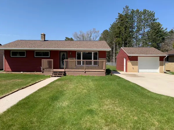 2318 39th St, Two Rivers, WI 54241