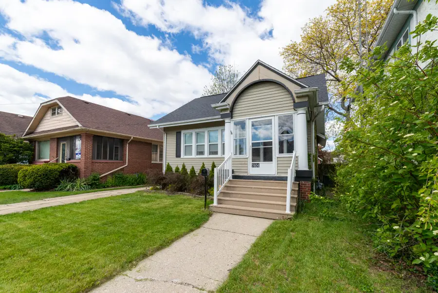 7404 23rd Ave, Kenosha, WI 53143 - #3