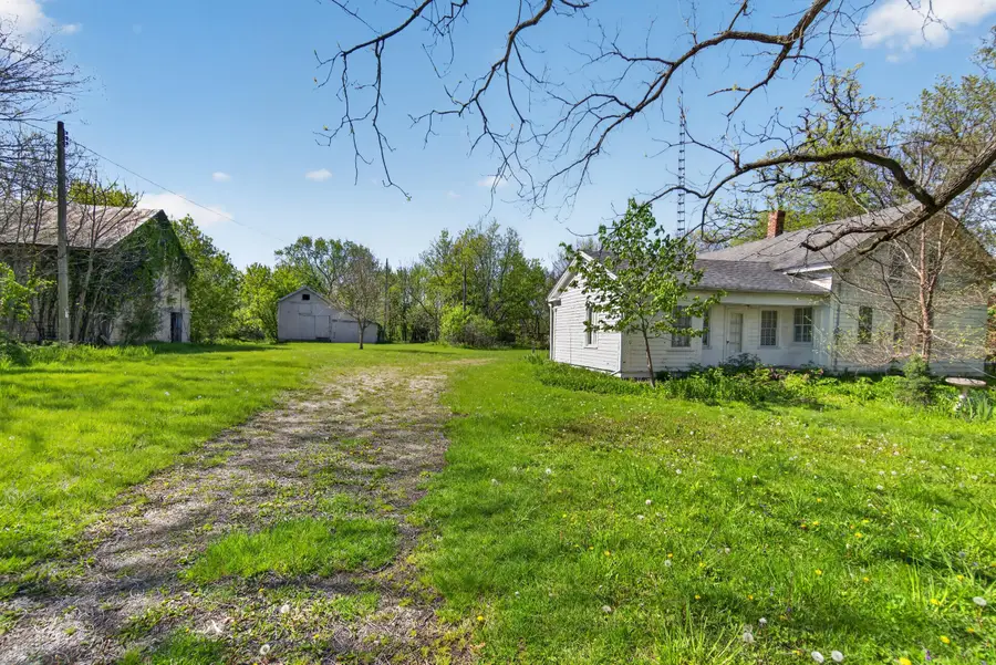 35515 Washington Ave, Rochester, WI 53105 - #3