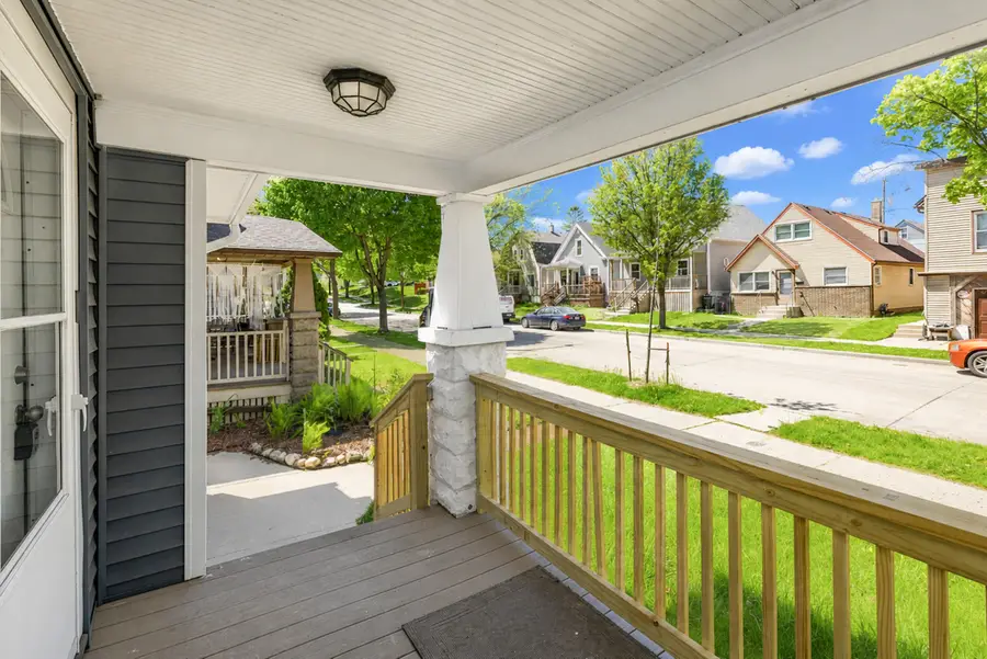 2808 S Greeley Ave, Milwaukee, WI 53207 - #2