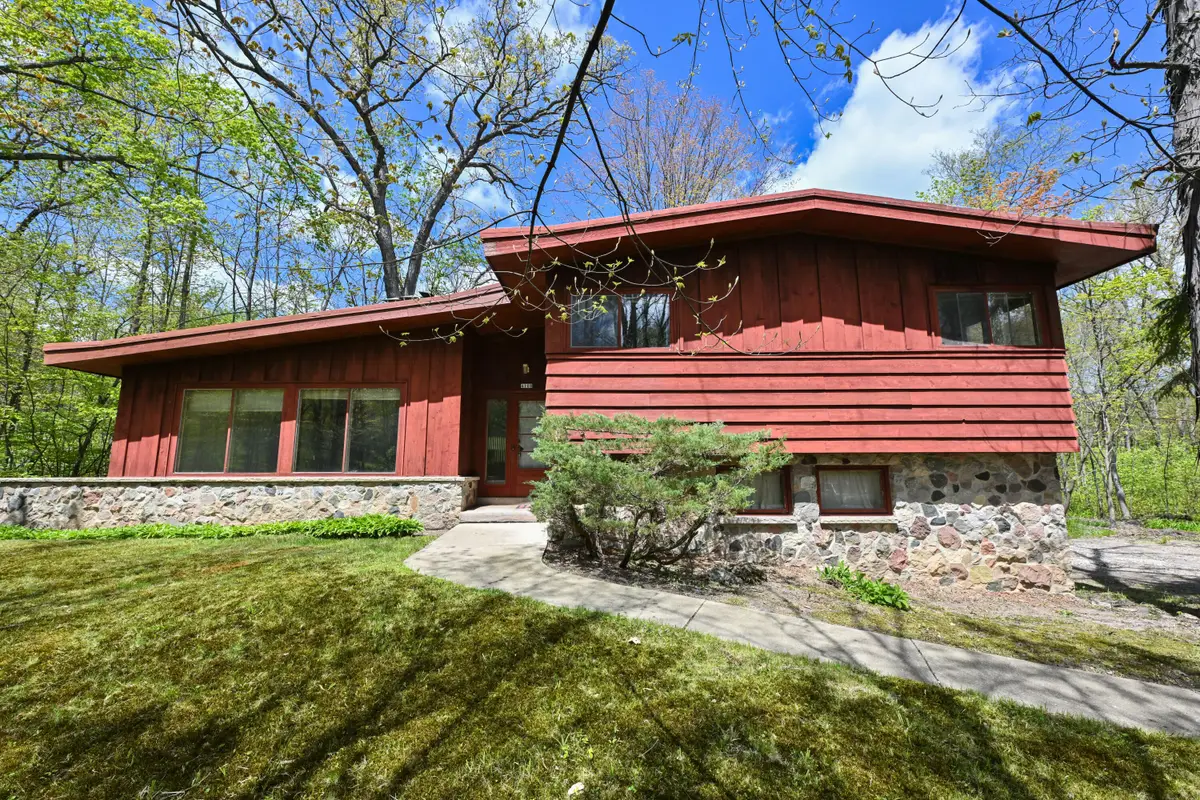 4108 W Woodward Dr, Franklin, WI 53132 - #1